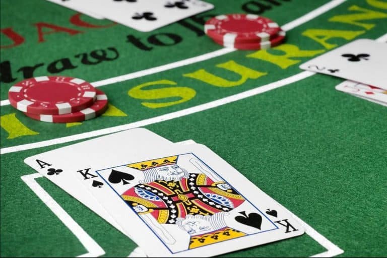 Người dùng truy cập sảnh game hi8823 trên điện thoại